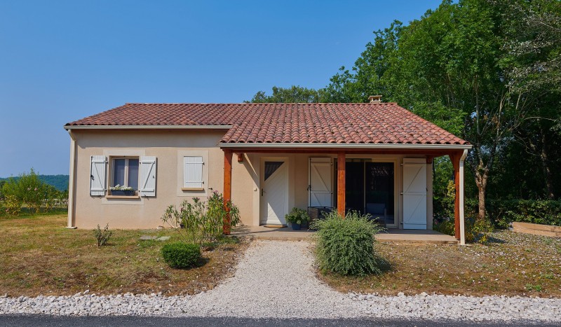 Lanzac 6pV 3 vakantiehuis luxe Dordogne Frankrijk park met zwembad en animatie.jpg