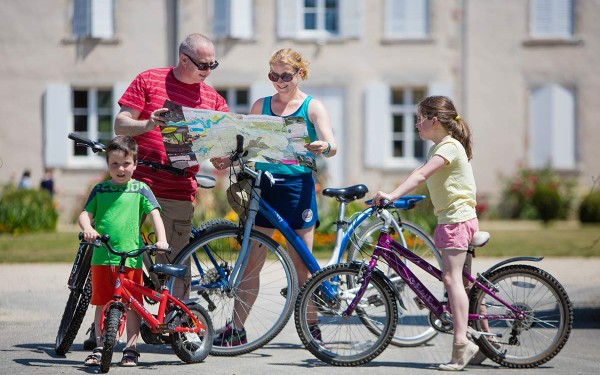 Landes 13 parc naturel Gascognes Frankrijk vakantie regio luxe villa toerisme bos wandelen fietsen.j