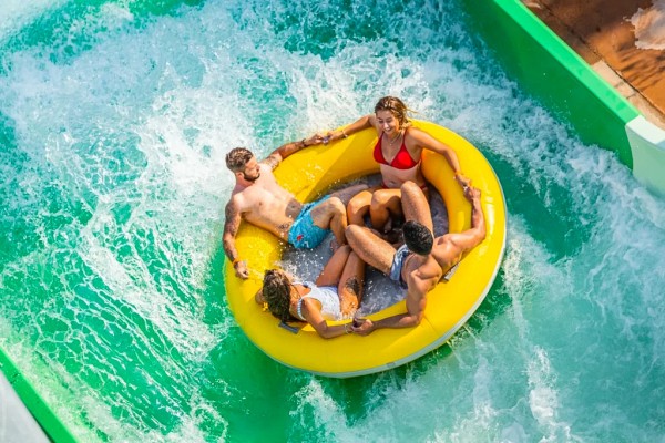 Waterpark Provence 8 vakantie Frankrijk Aqualand wave island Frejus antibes speedwater aquapark.jpg