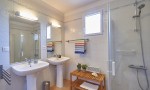 B3 Vallee de la Sainte Baume vakantiepark zee strand Frankrijk Provence luxe villa prive zwembad bad