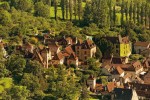 Autoire 7 Frankrijk plus beaux village dordogne correze vakantiehuis gezin senioren hond wandelen.jp