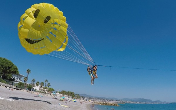 Parasailing 15 Frankrijk Provence Languedoc watersport vakantie Cannes Middellandse zee Argeles Frej