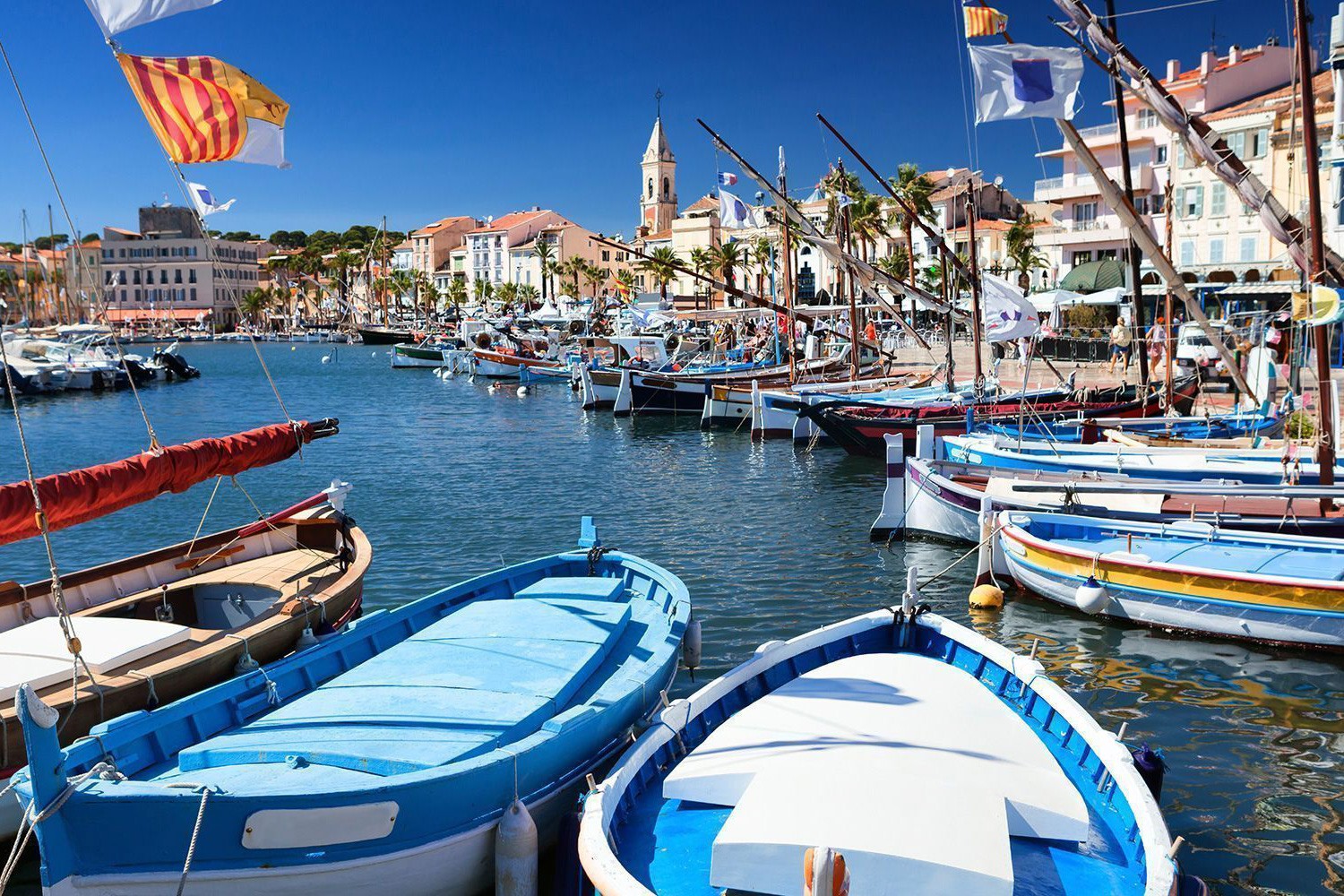 SanarysurMer with the Provencal “pointus”  Francecomfort Holiday parks