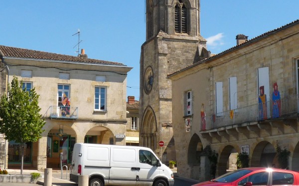 Bastides 13 Gironde Frankrijk vakantieland kust zwembad resort luxe villa toerisme kastelen.jpg