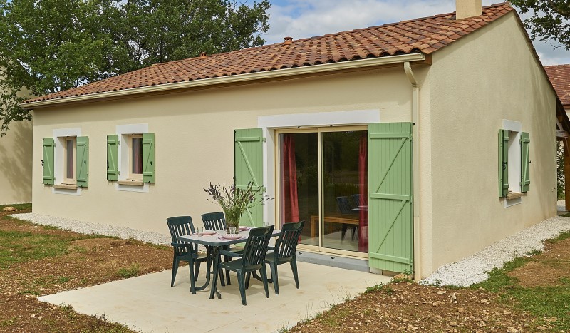 TDDL 2 Frankrijk vakantiehuis luxe villa vakantiepark Dordogne Lanzac Sarlat franse sfeer.jpg
