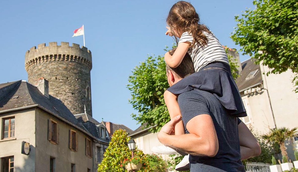 Limousin 11 allassac Limoges vakantie Frankrijk Dordogne villa porselein millevaches.jpg