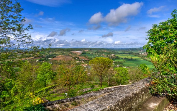 Lauzerte 5 Frankrijk vakantie luxe villa Lot Garonne Dordogne toerisme.jpg