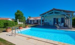 Forges 12 Vieille Vigne zwembad luxe villa vakantiehuis park Frankrijk Poitou Charentes.jpg