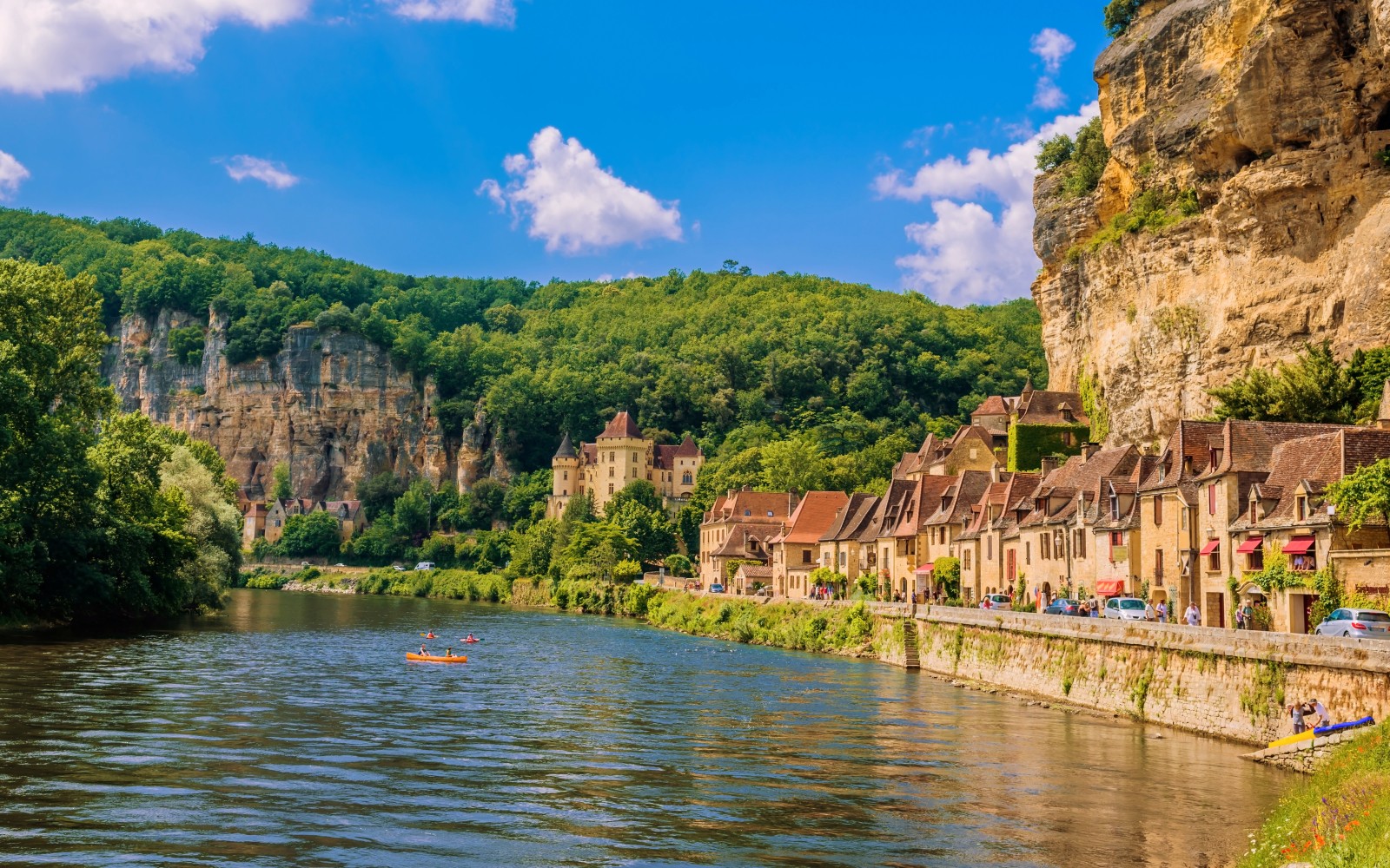 La Roque Gageac In The Dordogne Francecomfort Holiday Parks