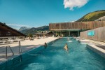 Forme d'O 8 zwembad Châtel Portes du Soleil Frankrijk met wellness sauna hamam.jpg