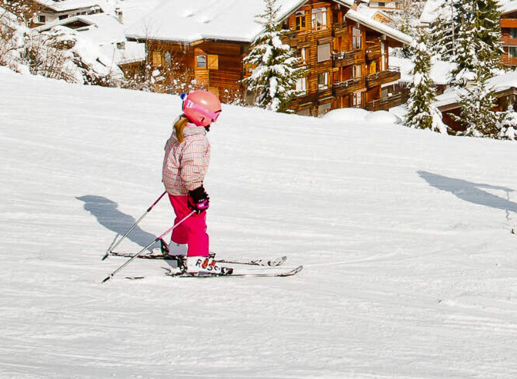 Eerste keer 8 wintersport skien Frankrijk vakantie Portes du Soleil huur of koop kleding skipas.jpg