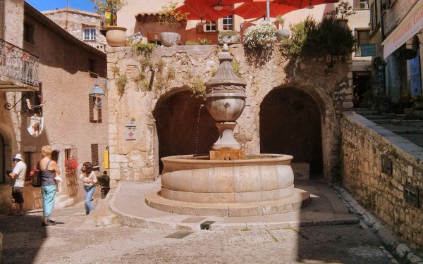 Vence 3 St. Paul Frankrijk Provence Alpes vakantievilla jardin du golf Verdon.jpg