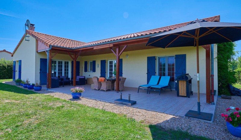 Forges 15 Vigeliere vakantiehuis villa Frankrijk golf resort bluegreen aveneau poitou charentes zwem
