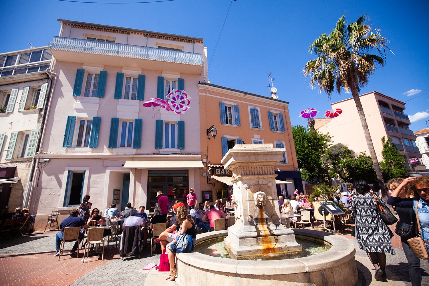 SanarysurMer with the Provencal “pointus”  Francecomfort Holiday parks