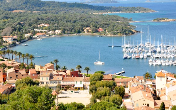 Iles de Hyeres 1 Frankrijk Provence vakantie strand Proquerolles, Port Cros Levant Middellandse zee