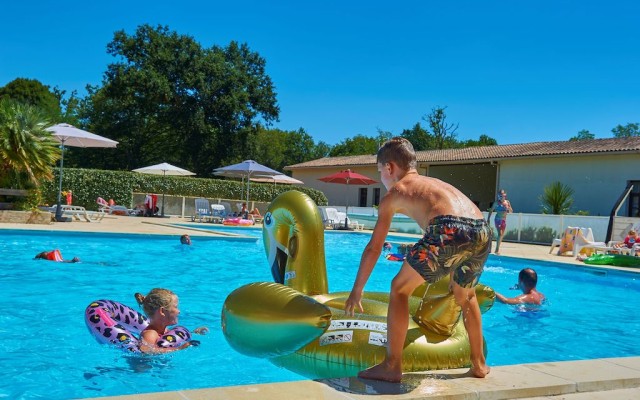 Faciliteiten 3 Chateau de Salles Bordeaux Frankrijk vakantiepark luxe villa animatie zwembad kindere