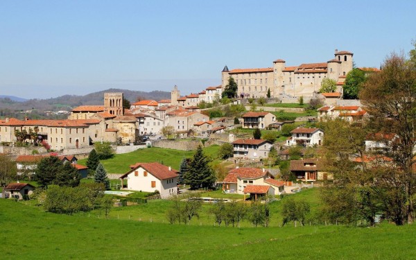 St. Lizier Girons 10 Frankrijk ariege midi gezin vakantievilla huis park luxe zwembad folklore cultu