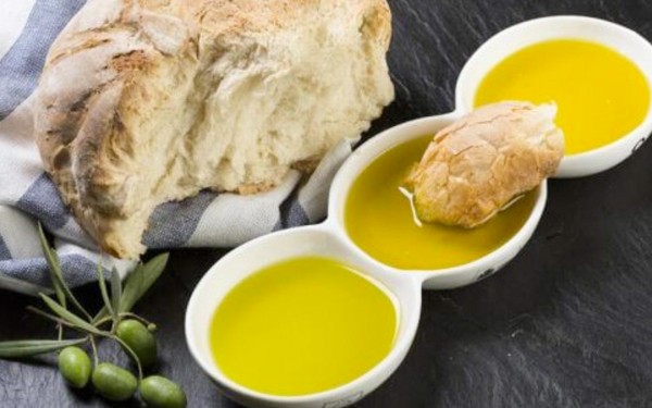 Olijven 18 Frankrijk Provence Languedoc olijfolie persen markt vakantie Middellandse zee.jpg