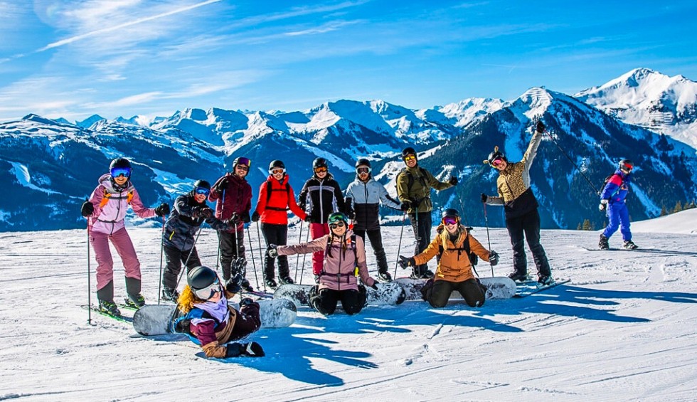 Groep 11 Portes du Soleil vakantie Frankrijk wintersport groepsaccommodatie ski vrienden.jpg