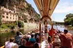 Roque Gageac 5 Frankrijk Dordogne Sarlat varen op Dordogne in boot toeristen mooi uitzicht vakantieh
