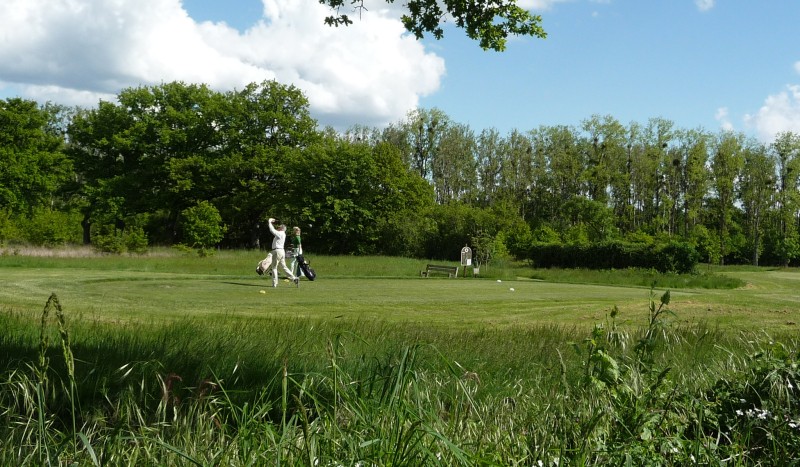 BE 3 golfresort des forges Bourg est pin high villa luxe golfbaan Frankrijk Charente.JPG