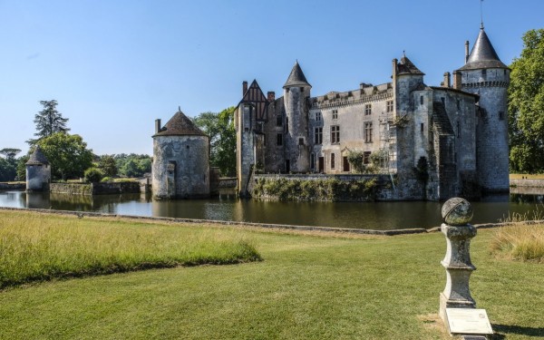 Chateau Brede 1 Salles Montesquieu Bordeaux vakantiehuis Frankrijk toerisme aquitaine.jpg