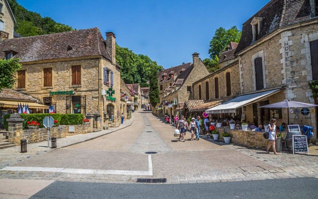 Beynac 3S Cazenac chateau Frankrijk Dordogne beaux village kasteel vakantie toerisme.jpg