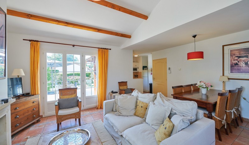 Forges 11 Bourg Est golfresort bluegreen Frankrijk poitou charentes villa zwembad.jpg