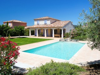 MZ7a Vallee de la Sainte Baume luxe villa prive zwembad Provence Frankrijk Middellandse zee strand g