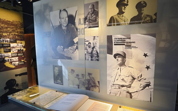 Kabelbaan 21 telepherique Toulon Provence Frankrijk vakantie mont faron middellandse zee luxe villa