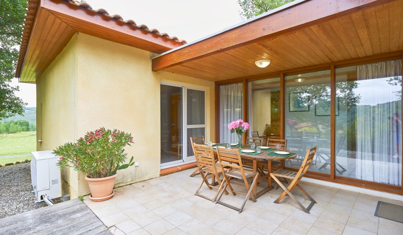 Espinet 7-8p 8 Quillan vakantiepark Frankrijk resort vakantiehuis airco animatie.jpg