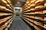 Fromage 7 Abondance kaas ferme boerderij vakantie Portes du Soleil Savoie FranceComfort.jpg