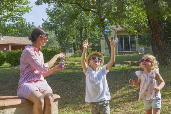Espinet P12S vakantiepark kinderen Quillan  Languedoc Frankrijk.jpg