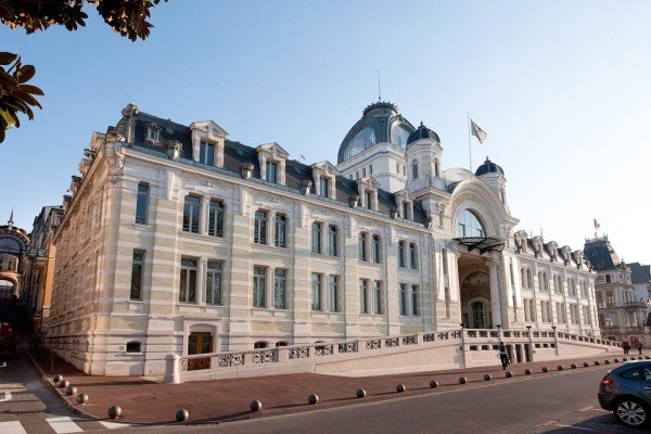 Evian les bains 13 Frankrijk meer geneve portes du soleil vakantie abondance.jpg