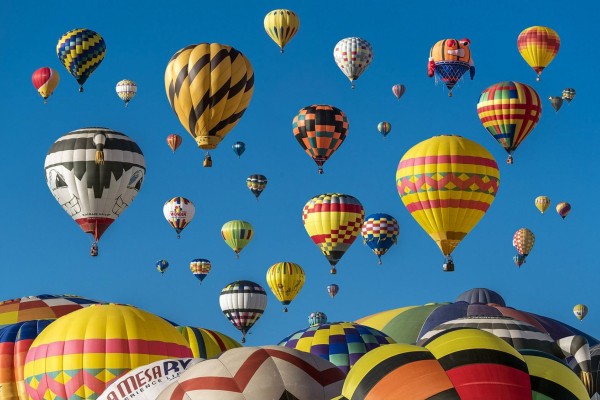 Ballonvaart 3 Poitou Charentes Frankrijk vakantie marais poitevin rochelle forges.jpg