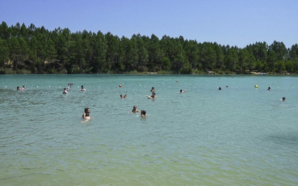 Beauvallon 4 Lac Montguyon Charente recreatiemeer.jpg