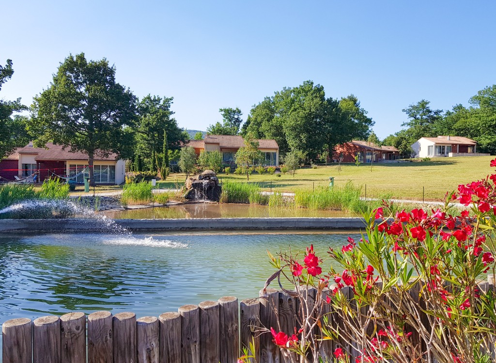 Espinet P6a Quillan  Languedoc vakantiepark Frankrijk vakantiehuis bergen zee animatie kinderen.jpg