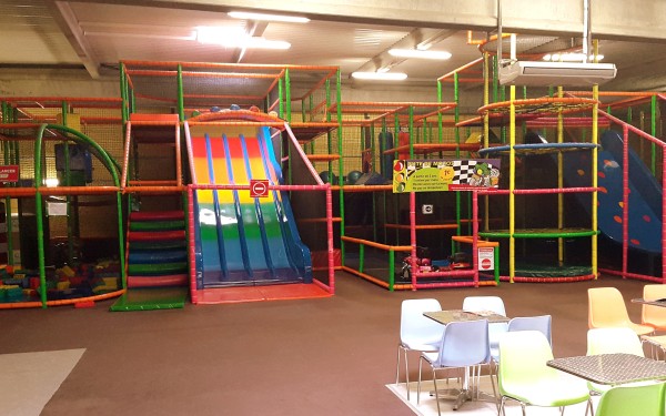 Speelpark 7 Frankrijk Languedoc vakantiehuis kinderen toulouse agen aire de jeux spelen Carcassonne