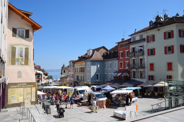 Evian les bains 9 Frankrijk meer geneve portes du soleil vakantie abondance.jpg
