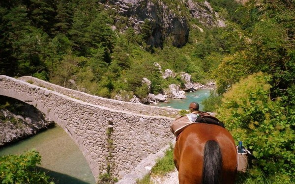 Villa's du Verdon sportief 8 Frankrijk vakantieland luxe villa vakantiepark bergen zee mooie natuur