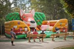 Coccinelle 11 kidparc animatie Frankrijk vakantiepark chateau de salles luxe villa kinderen.jpg