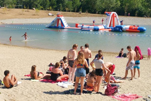 Bertrand 7 Quillan zwemmen jongeren meer recreatie Frankrijk Languedoc espinet.jpg