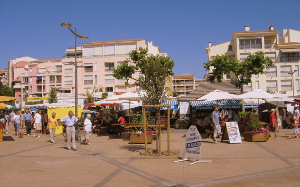 Middellandse zee B17 mediterranee Frankrijk villa luxe zwembad vakantiehuis strand zee.jpg