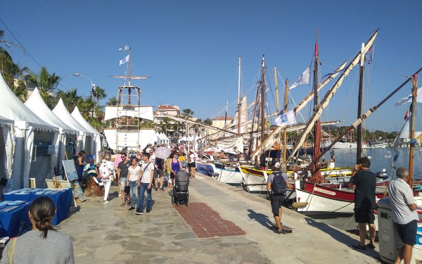 Sanary sur mer 9 Provence zuid Frankrijk vakantie luxe villa toerisme Middellandse zee haven.jpg