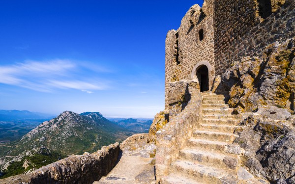 Kastelen 3 Queribus chateau Espinet burcht Frankrijk vakantie languedoc katharen.jpg