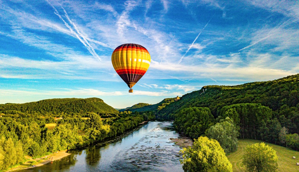 Sportief 1 luchtballon Village des Cigales Lanzac vakantie Dordogne Frankrijk.jpg