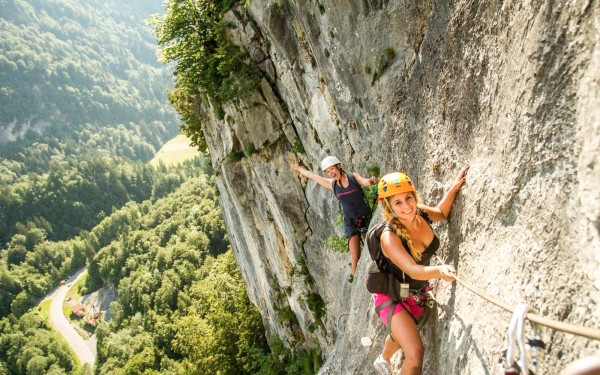 Sixt fer a cheval 11 cascade rouget haute savoie cirque sixt passy natuur vakantie abondance luxe.jp