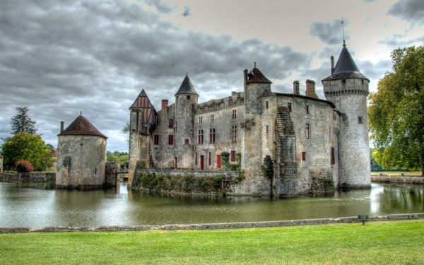 Chateau Brede 5 Salles Montesquieu Bordeaux vakantiehuis Frankrijk toerisme aquitaine.jpg