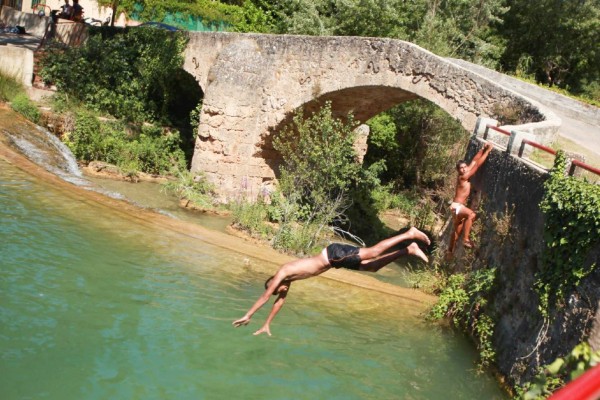 Salernes 14 Var Provence Frankrijk keramiek luxe villa zwembad.jpg
