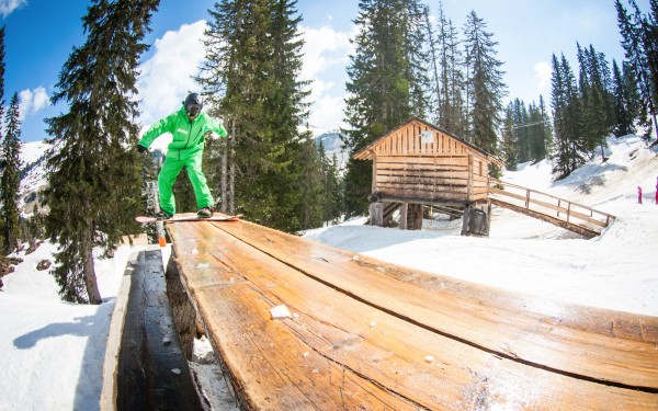 Snowpark 14 Portes du soleil Stash Arare Chapel Chatel snowboard skien Frankrijk wintersport vakanti